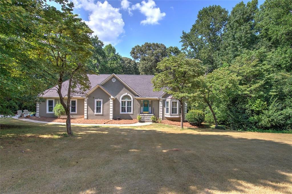 915 Oak Grove Rd., Carrollton, GA 30117