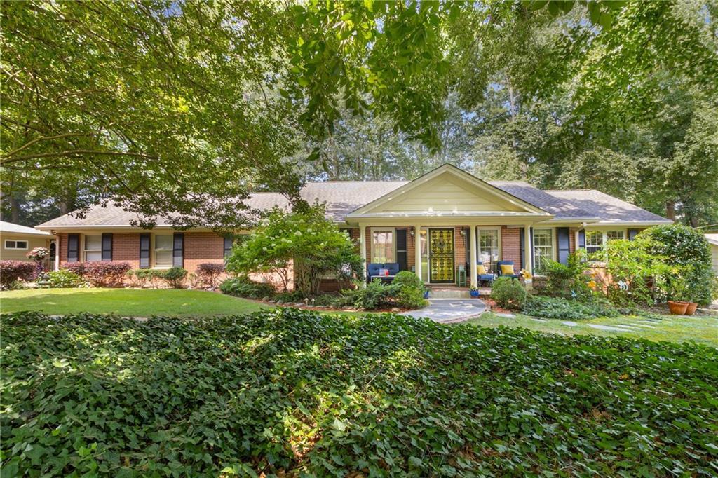 1440 Vista Leaf Dr., Decatur, GA 30033