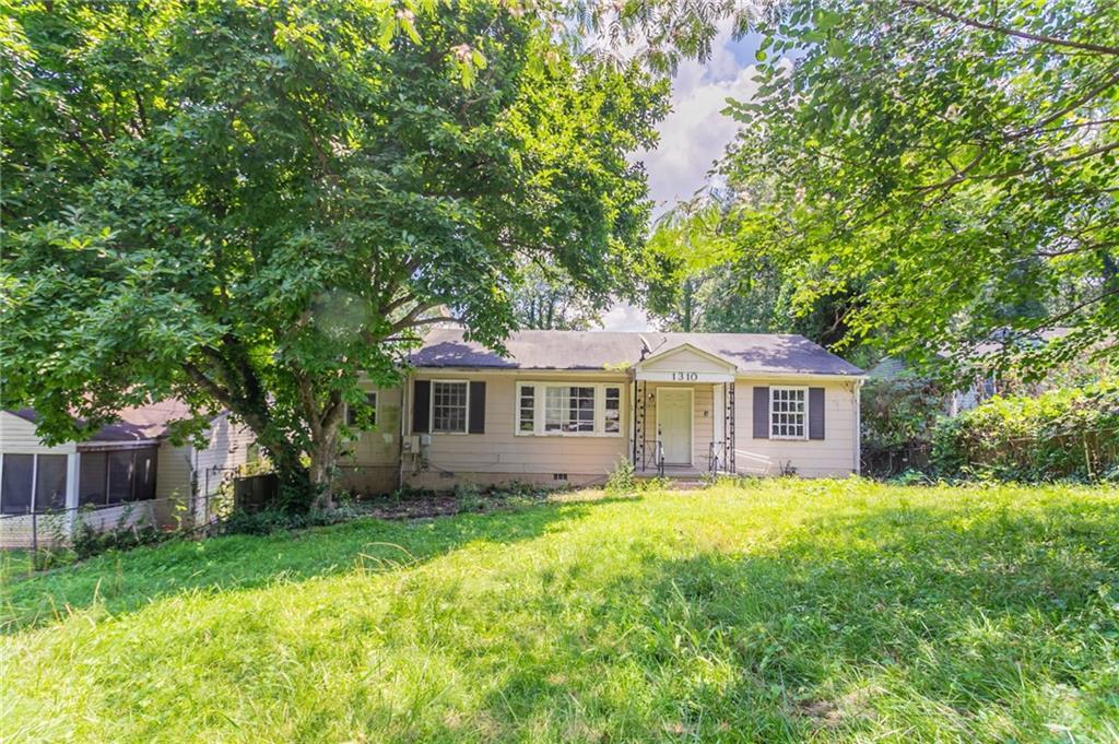 1310 Kenilworth Dr., Atlanta, GA 30310