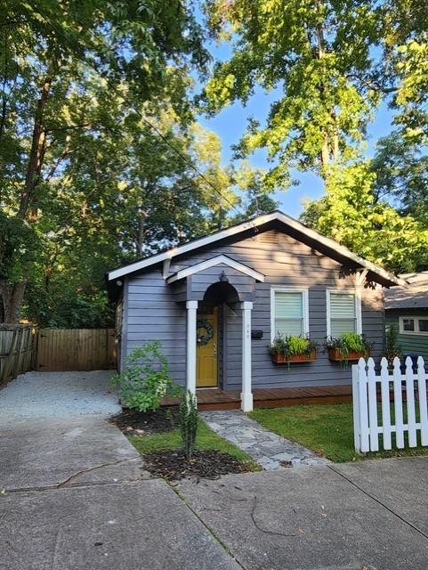 940 Gress Ave., Atlanta, GA 30312