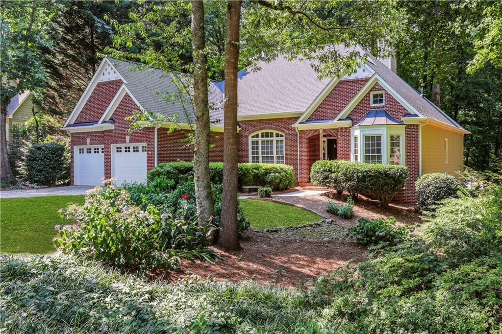 6810 Black Fox Ln., Cumming, GA 30040