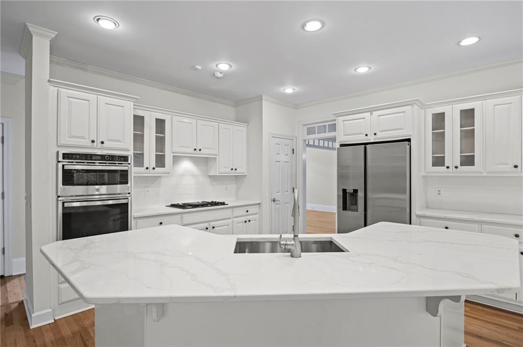 1021 Oakpointe Pl., Dunwoody, GA 30338