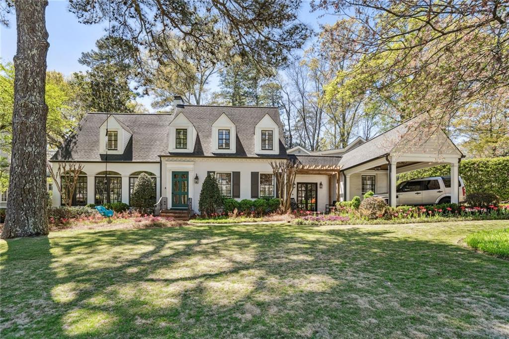 527 Brentwood Dr., Atlanta, GA 30305