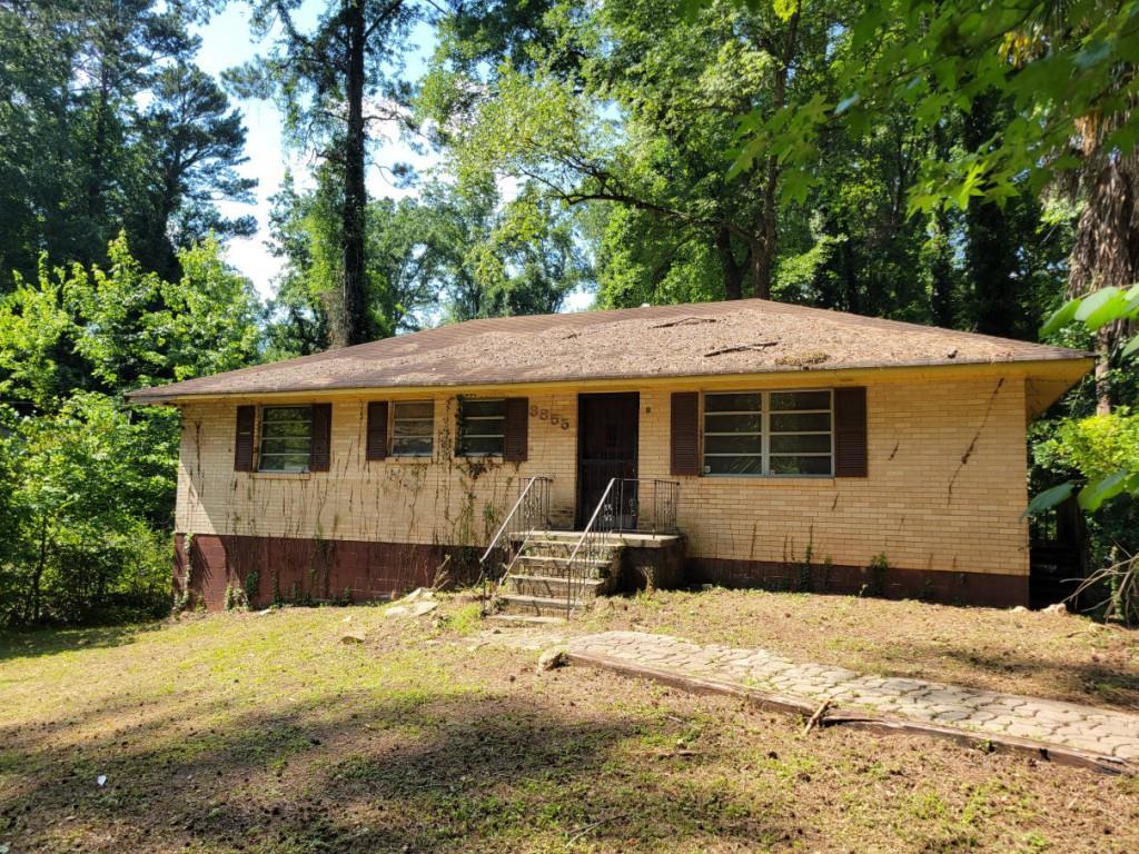 3855 Rux Rd., Atlanta, GA 30331