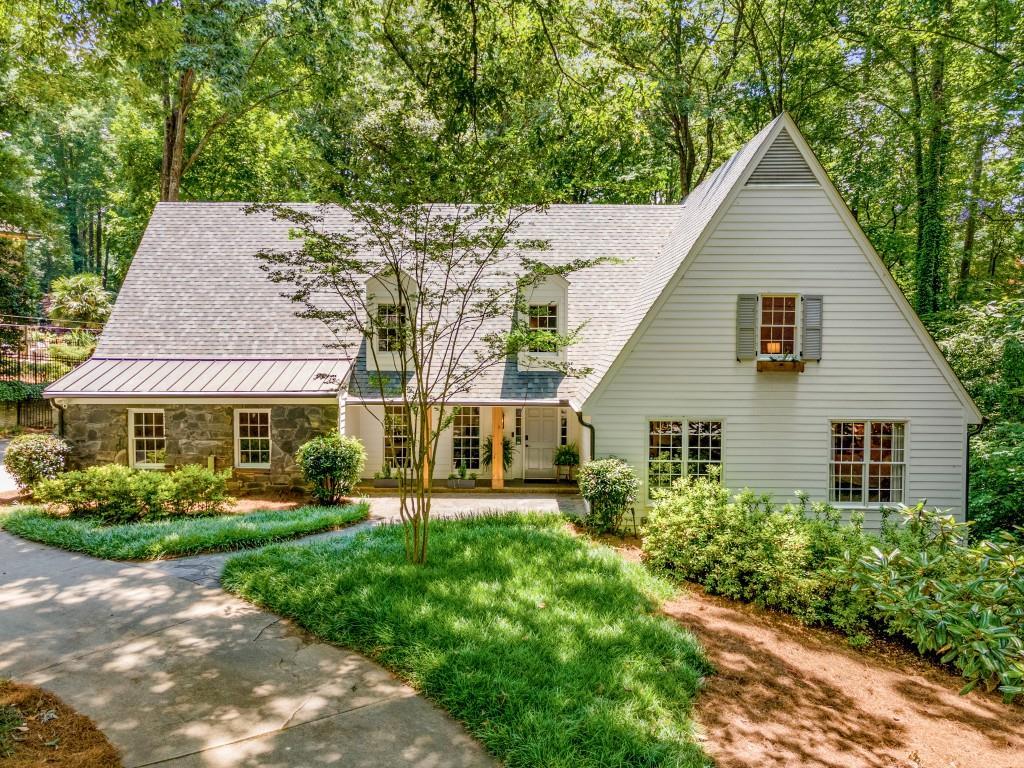 8940 Huntcliff Trace, Sandy Springs, GA 30350
