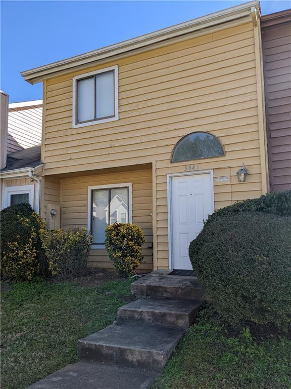 5841 Trent Walk Dr., Lithonia, GA 30038