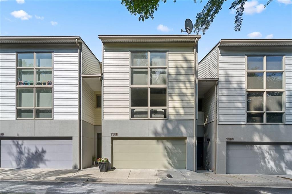 1388 Peter Haughton Way, Atlanta, GA 30318