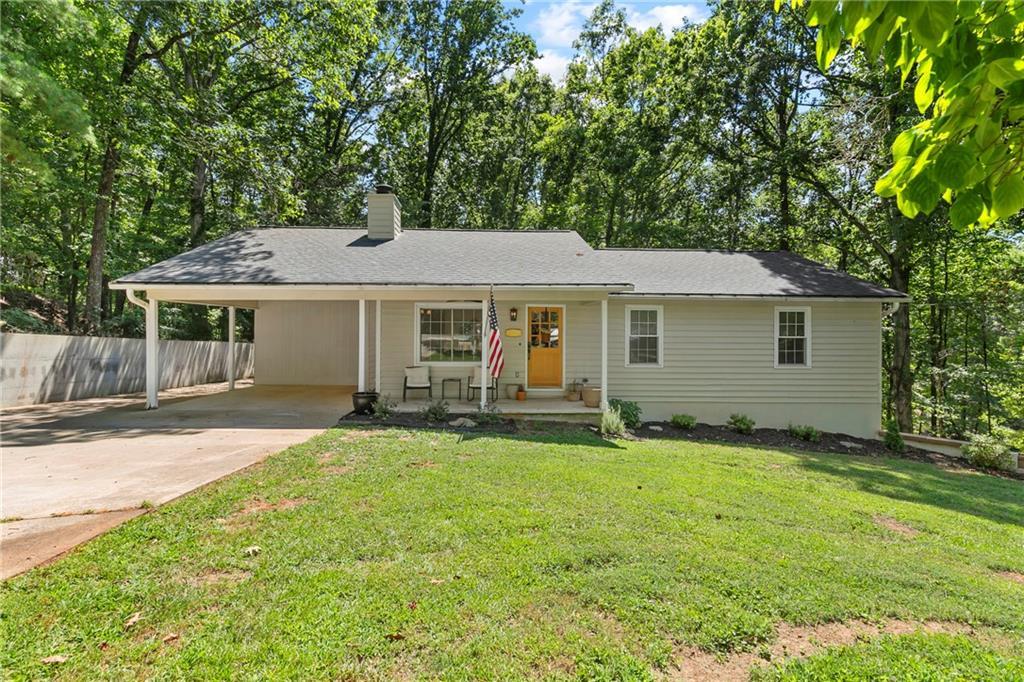 2667 Tammi Ln., Gainesville, GA 30506