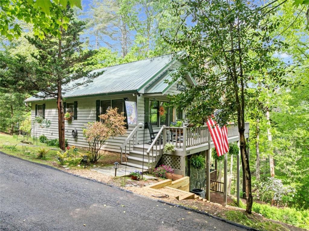 168 Spring Lake Dr., Ellijay, GA 30536