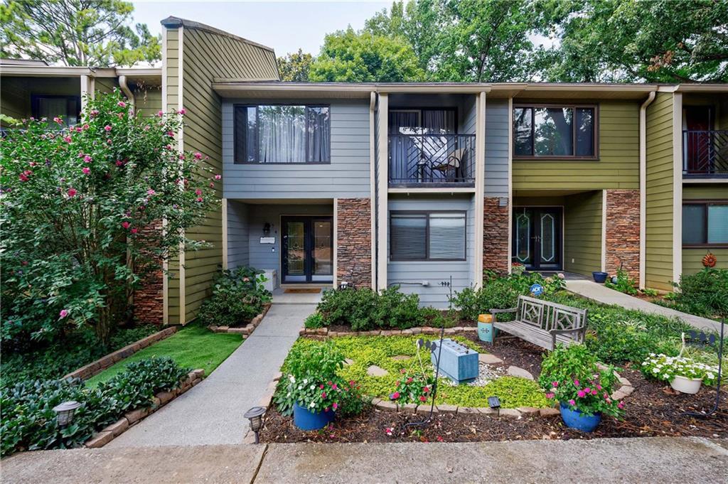 74 Goldrush Cir., Sandy Springs, GA 30328