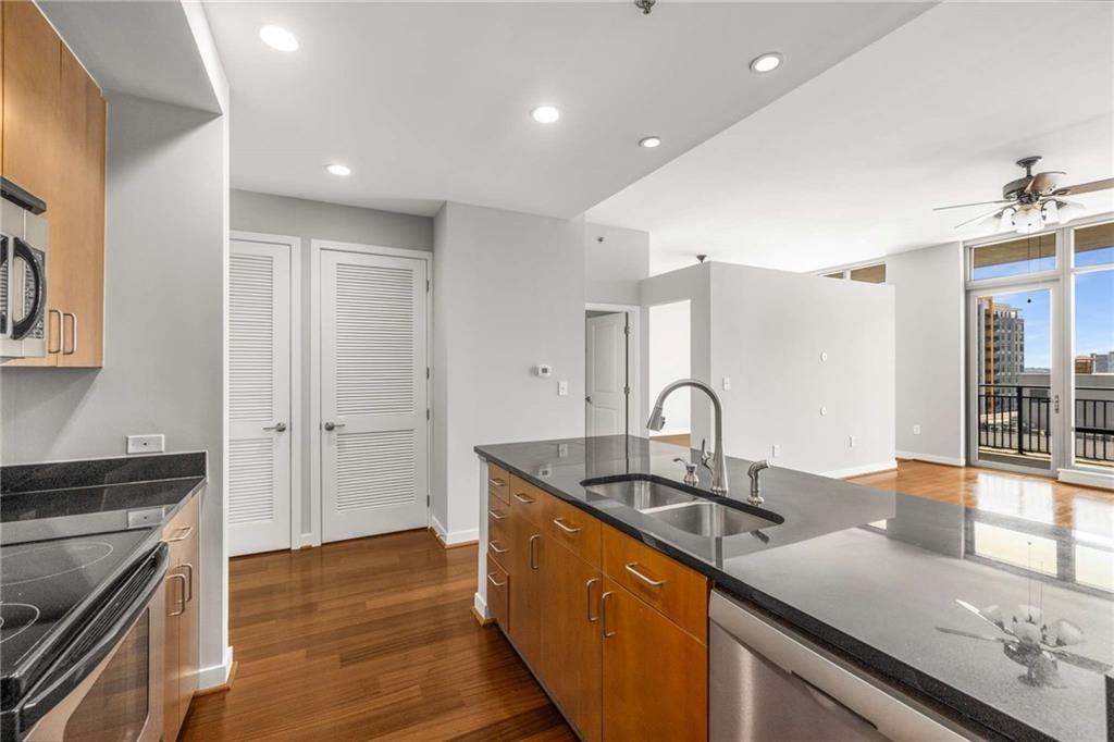 565 Peachtree St. #1206, Atlanta, GA 30308