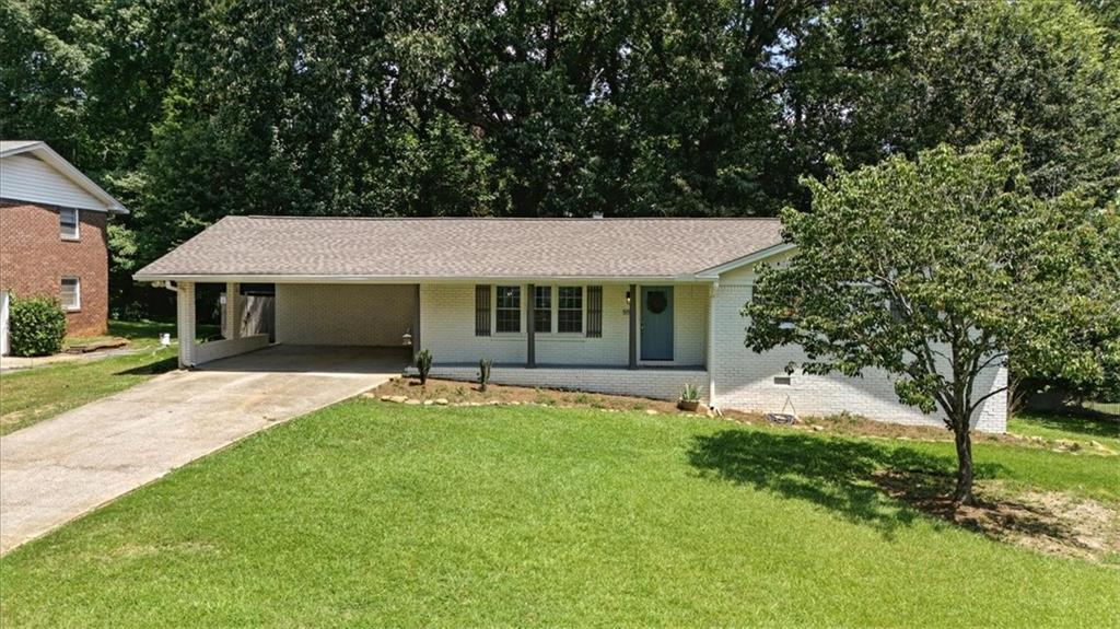 558 Carlouetta Rd., Mableton, GA 30126