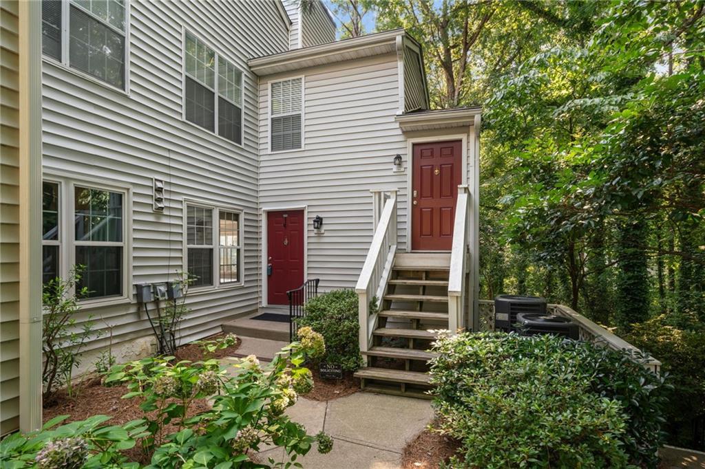 104 Glenleaf Dr., Peachtree Corners, GA 30092
