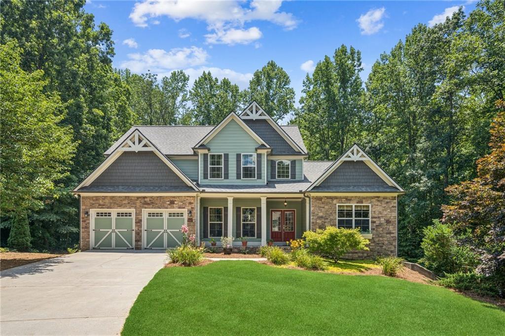5582 Checkered Spot Dr., Gainesville, GA 30506