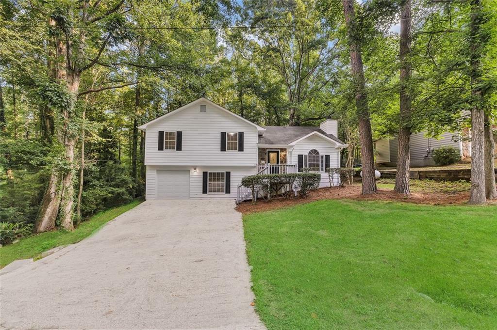 230 Mimosa Ln., Stockbridge, GA 30281