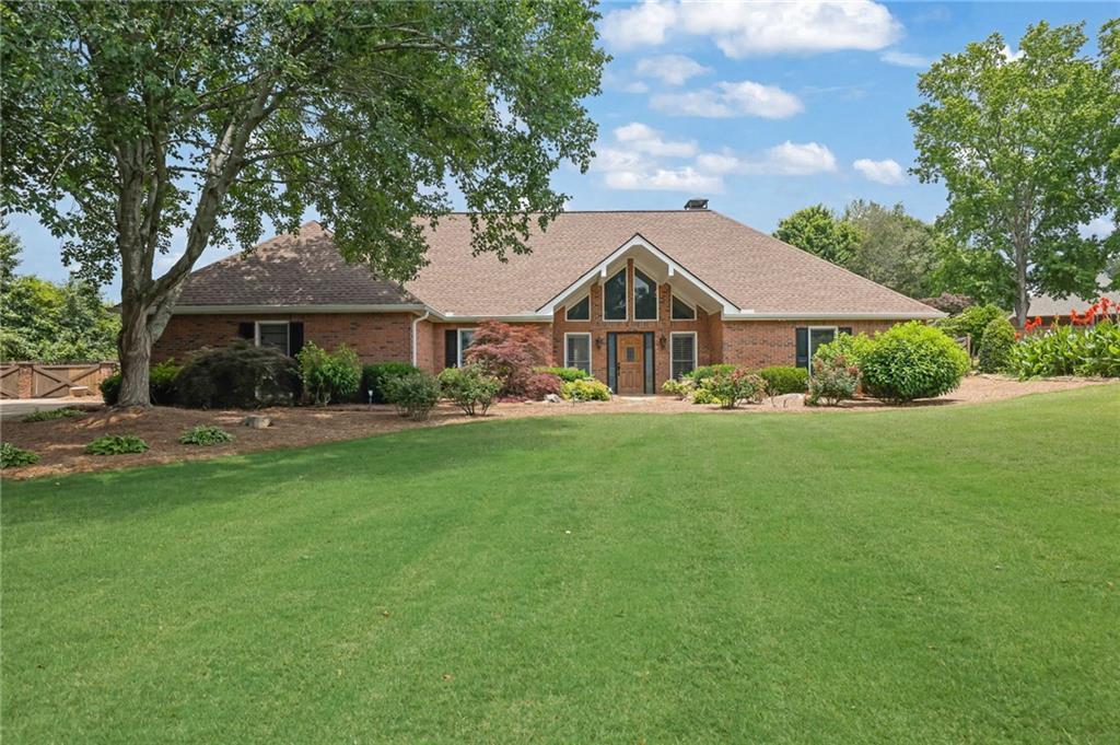 5950 Meadow Brook Ln., Cumming, GA 30040