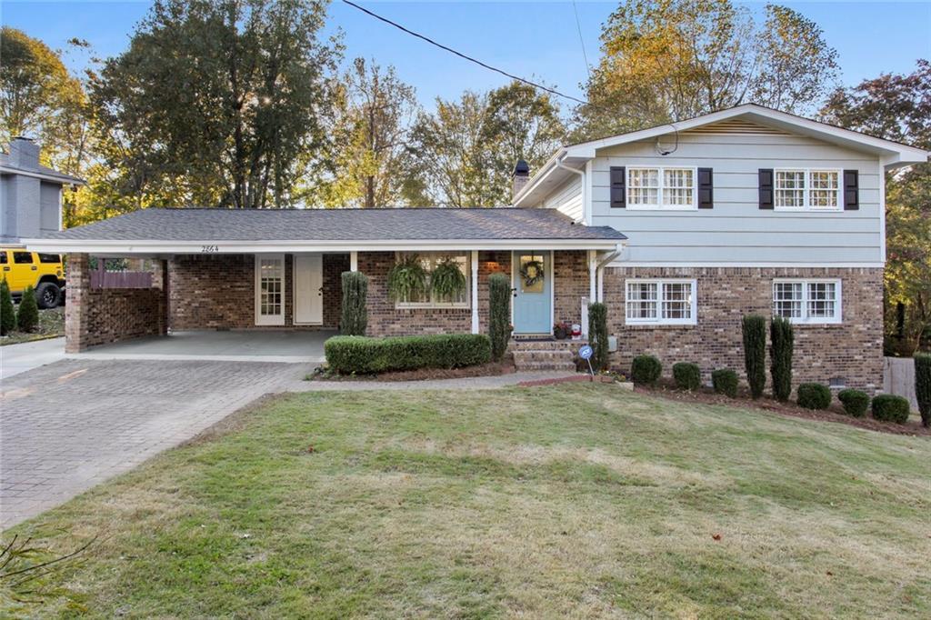 2864 Fontainebleau Dr., Atlanta, GA 30360