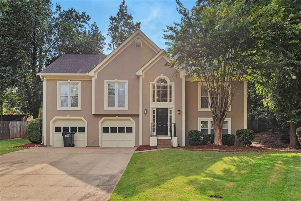 2571 Gabriel Ln., Kennesaw, GA 30152
