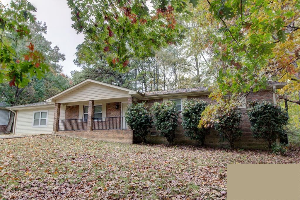 4156 Clearview Dr., Douglasville, GA 30134