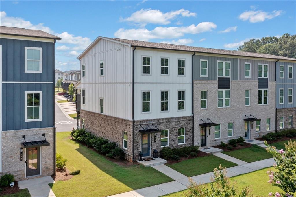 147 Jameson Dr., Acworth, GA 30102