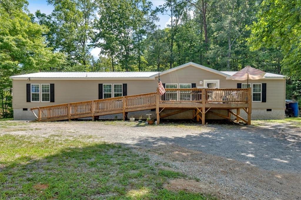1960 Whitestone Dr., Talking Rock, GA 30175
