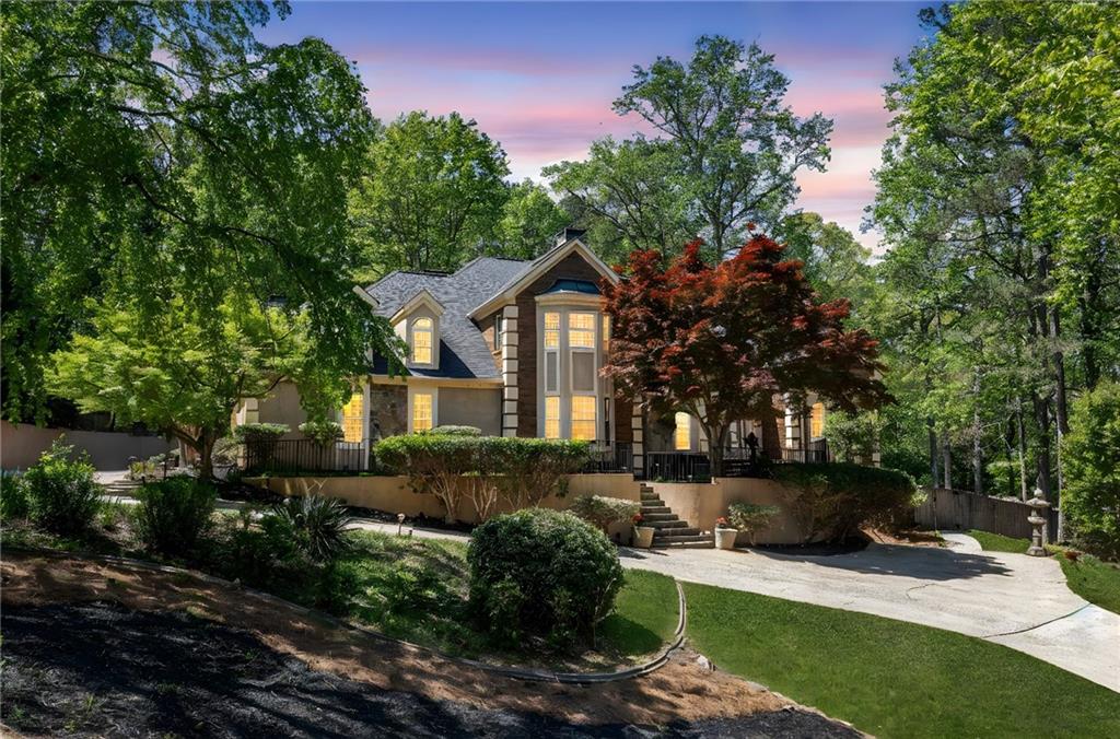 15470 Alpha Woods Dr., Alpharetta, GA 30004