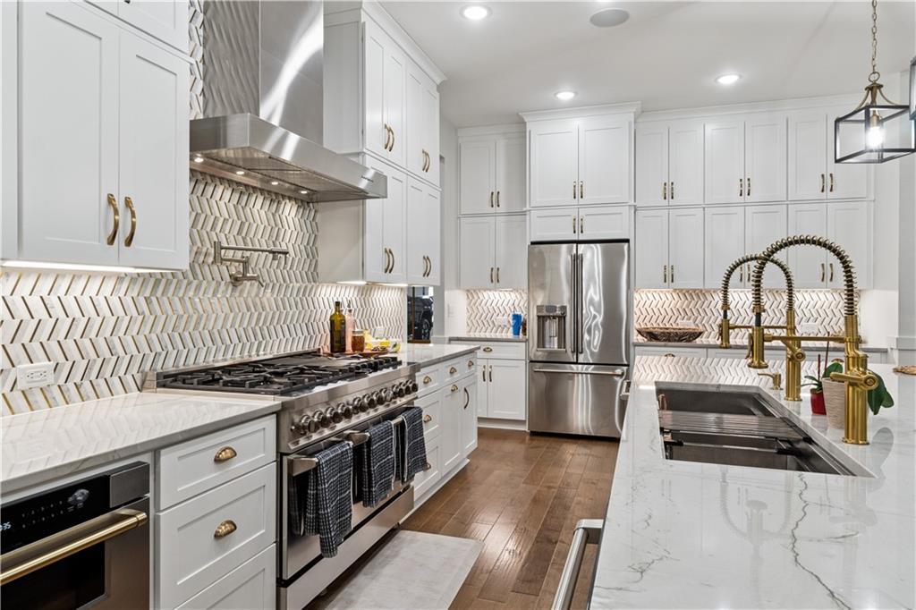 4611 Clarks Bridge Rd., Gainesville, GA 30506