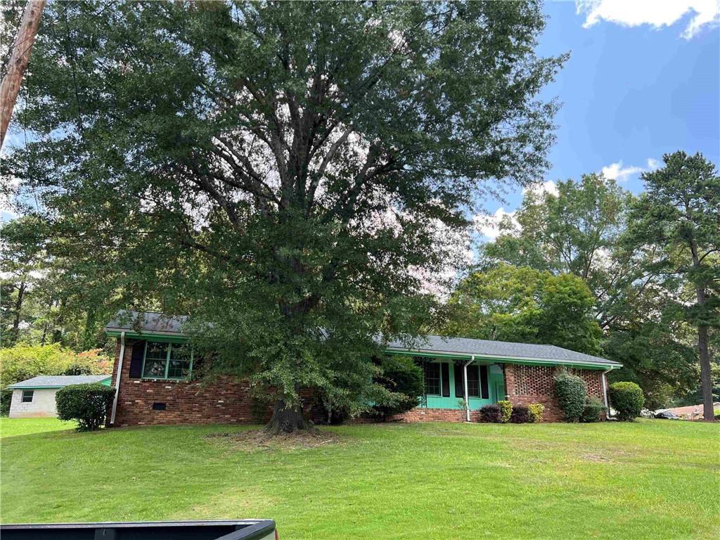 2935 Heather Dr., East Point, GA 30344