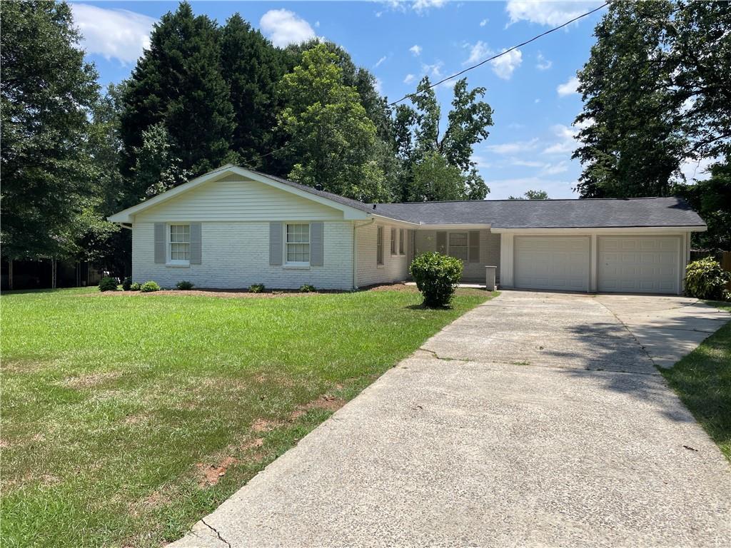6433 Ardmoor Dr., Jonesboro, GA 30236