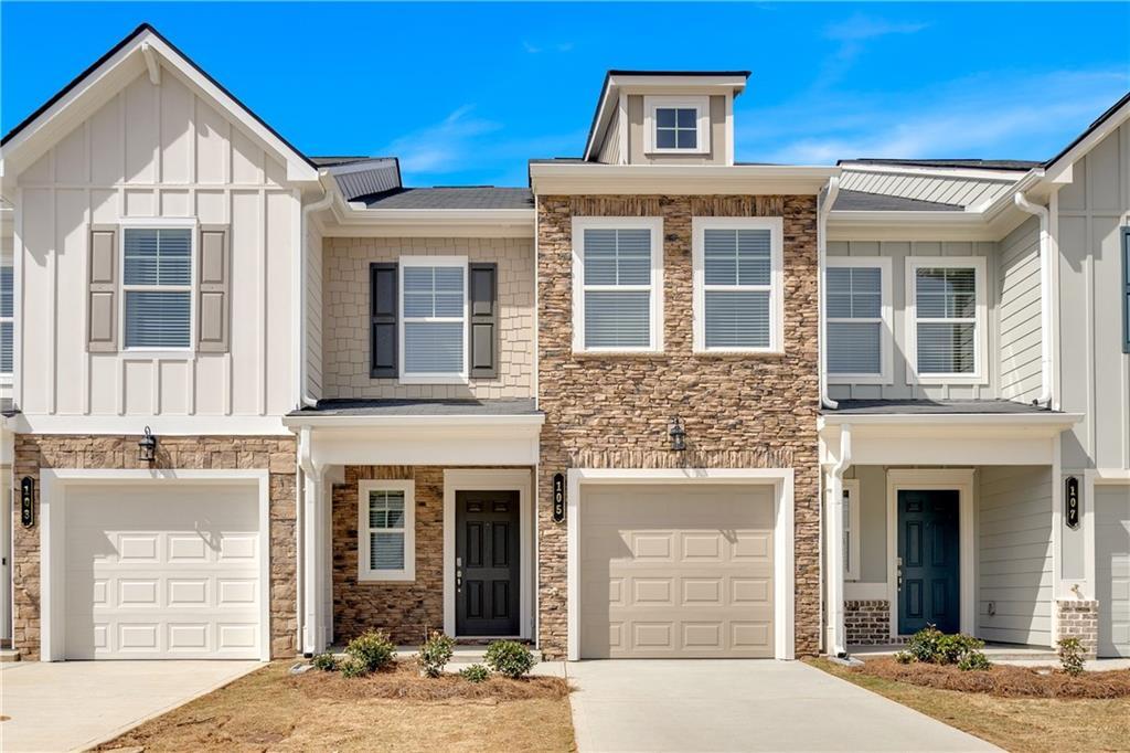 105 Village Green Dr., Adairsville, GA 30103