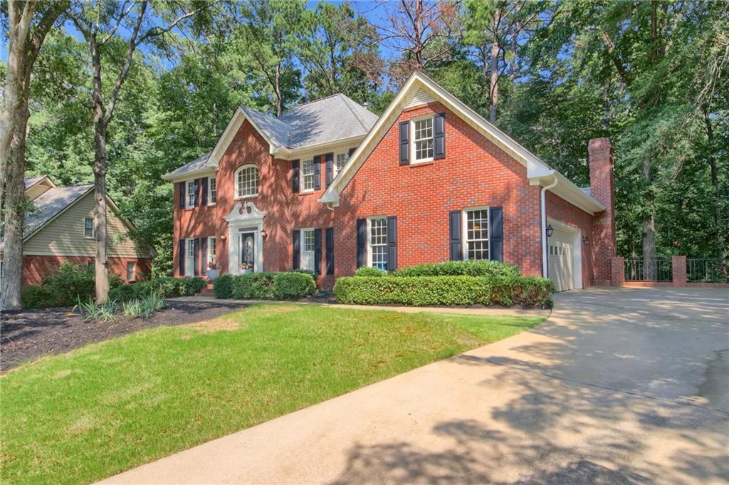 5435 Hoylake Ct., Johns Creek, GA 30097