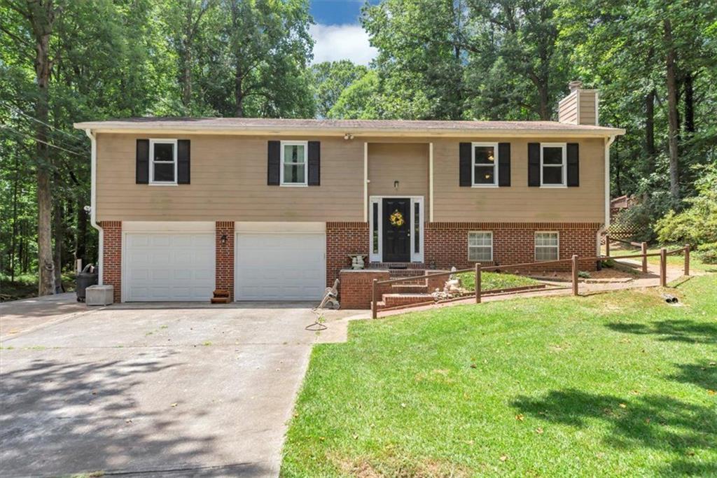 605 Elvina Ct., Dacula, GA 30019