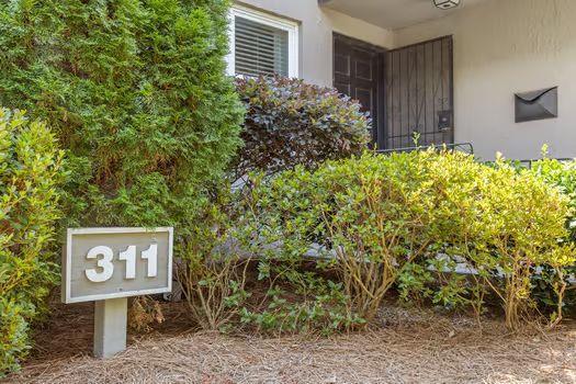 311 Lakemoore Dr. #C, Atlanta, GA 30342