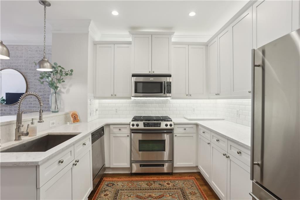 3745 Ashford Creek Ave., Atlanta, GA 30319