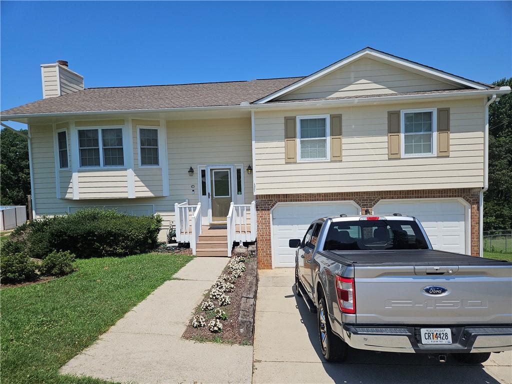 4642 Quail Pointe Dr., Flowery Branch, GA 30542