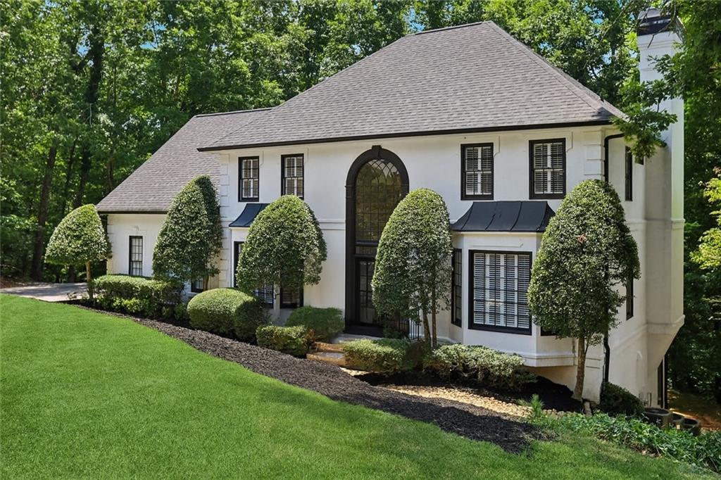 5495 Hampstead Way, Johns Creek, GA 30097
