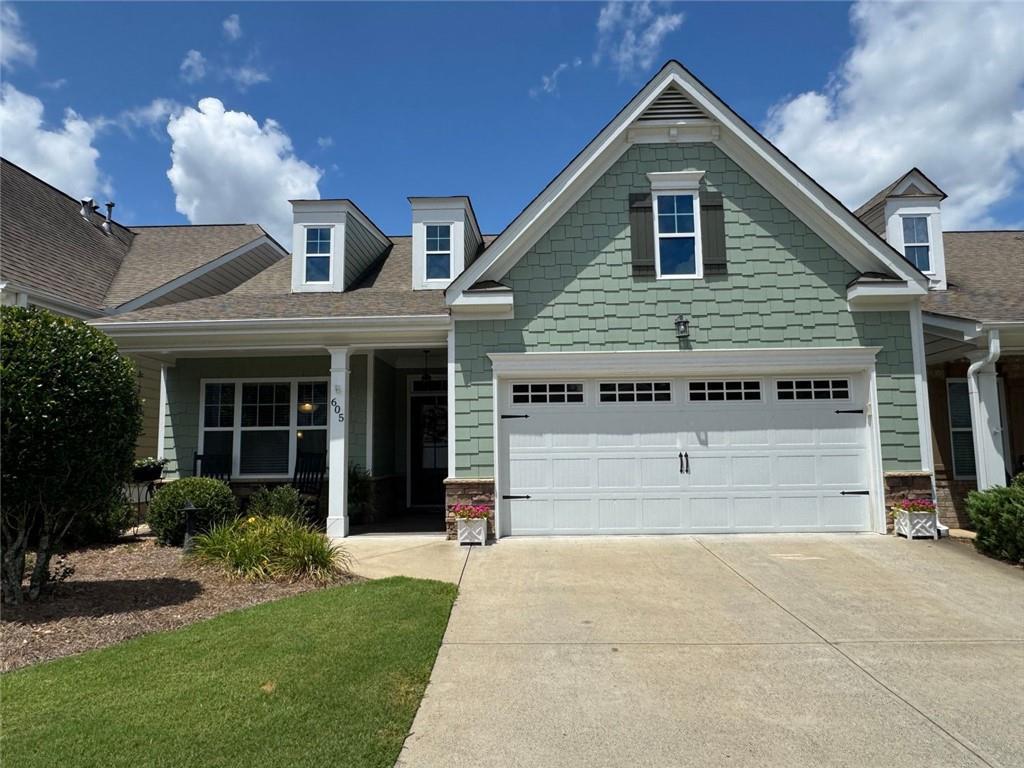 605 Abbey Dr., Woodstock, GA 30188