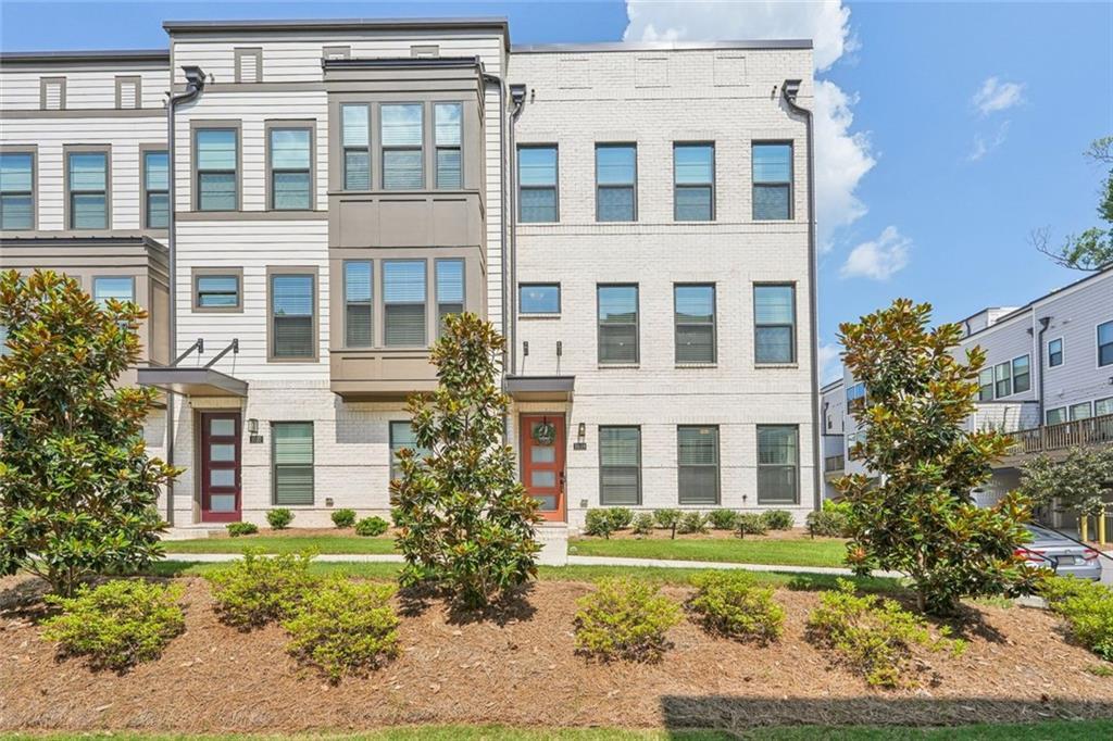 1039 Burnside Pl., Atlanta, GA 30318