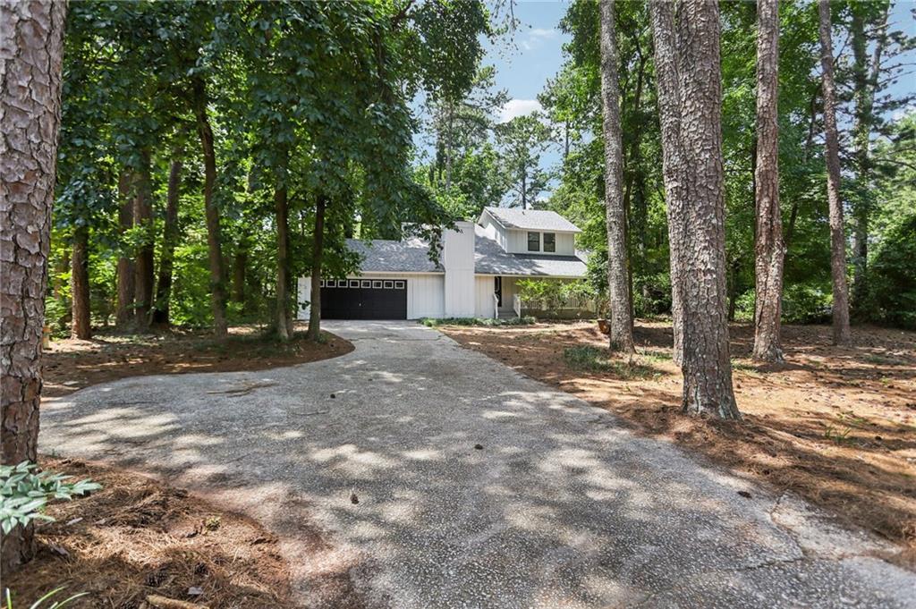 4859 Port Dr., Douglasville, GA 30135