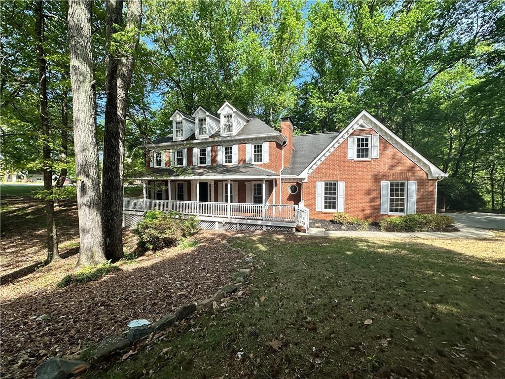 894 Oak Rd., Lawrenceville, GA 30044