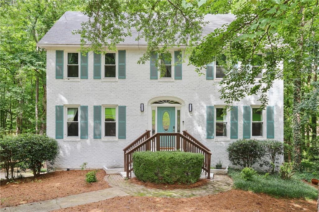 195 Wendy Hill Dr., Alpharetta, GA 30009