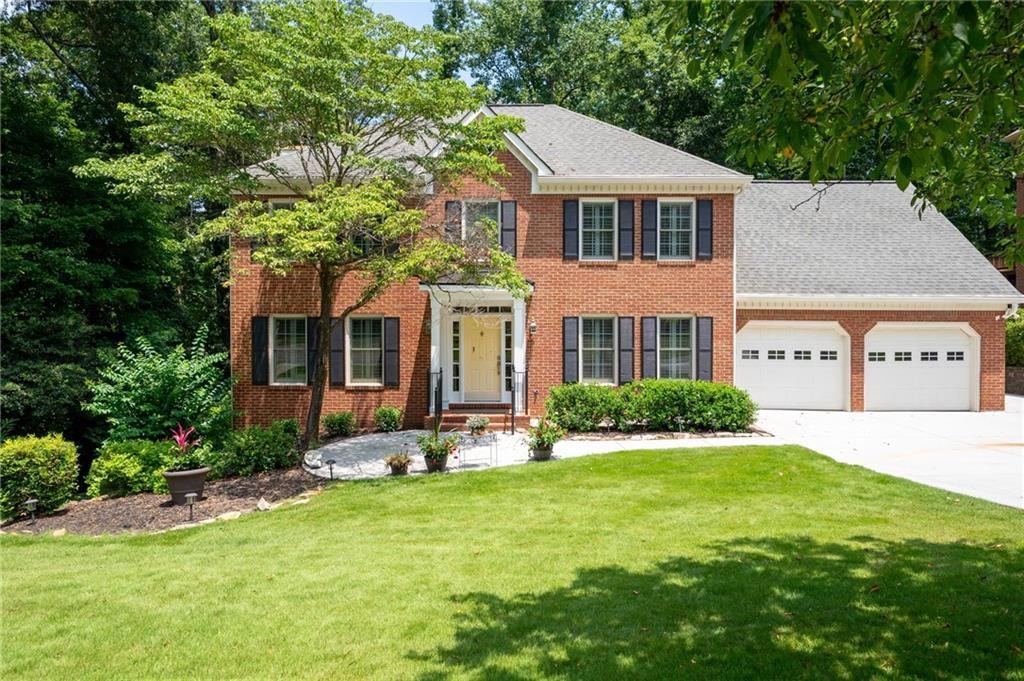 3625 Woodlark Dr., Roswell, GA 30075