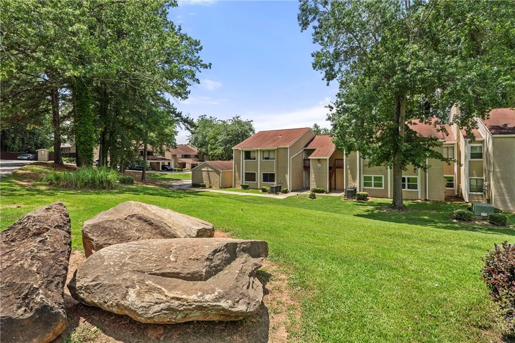 3575 Oakvale Rd. #105, Decatur, GA 30034