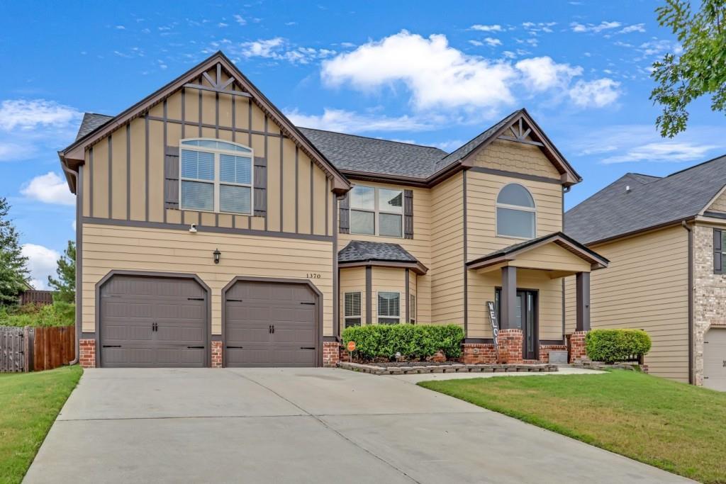 1370 Long Acre Dr., Loganville, GA 30052