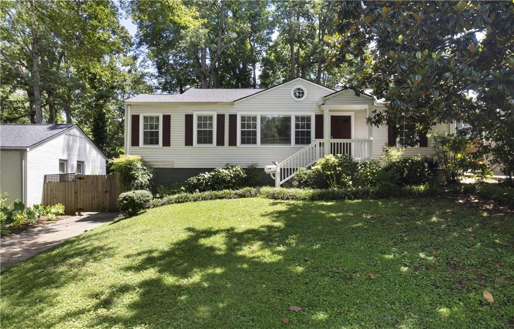 818 Burchill St., Atlanta, GA 30310