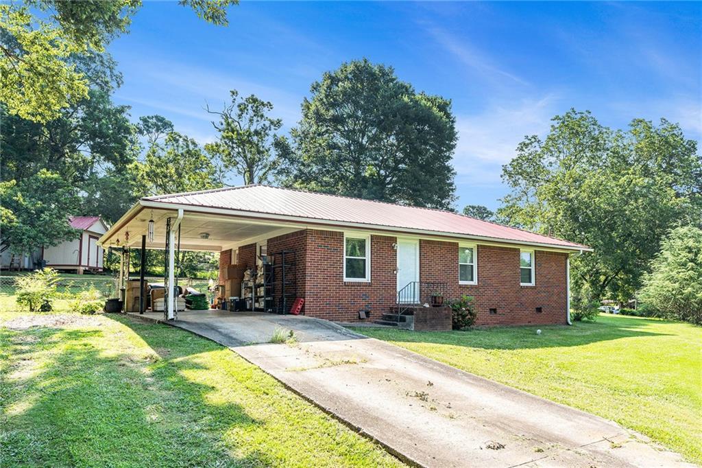 6346 Impala Cir., Morrow, GA 30260