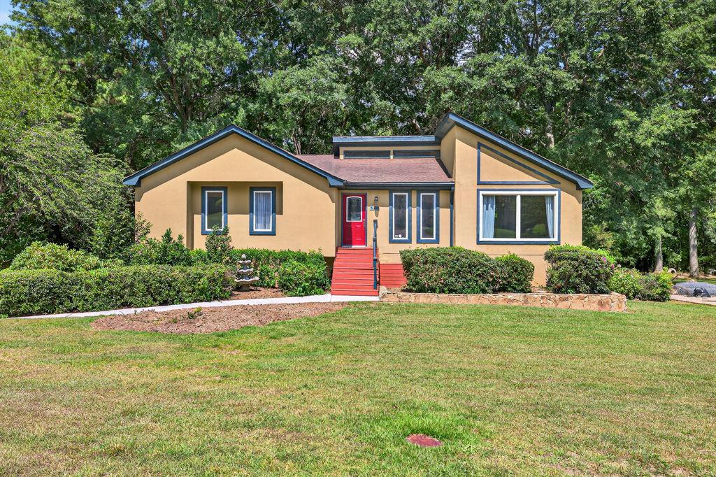 415 Spruce Lane Ln., Monroe, GA 30655
