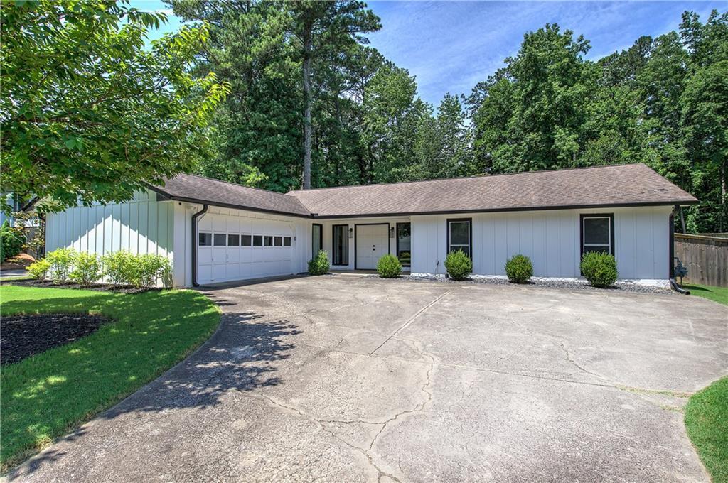 3125 Waterfront Cir., Marietta, GA 30062