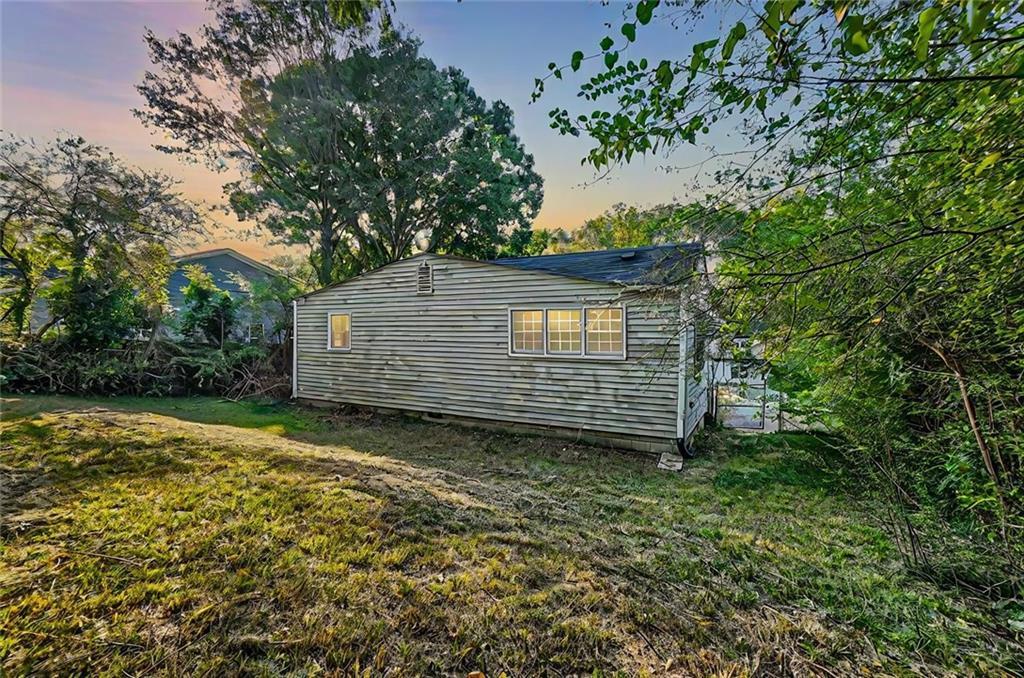 1383 Almont Drive Southwest Dr., Atlanta, GA 30310