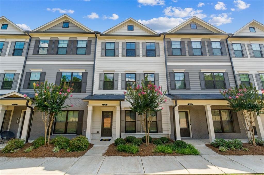 421 Stovall Pl., Woodstock, GA 30188